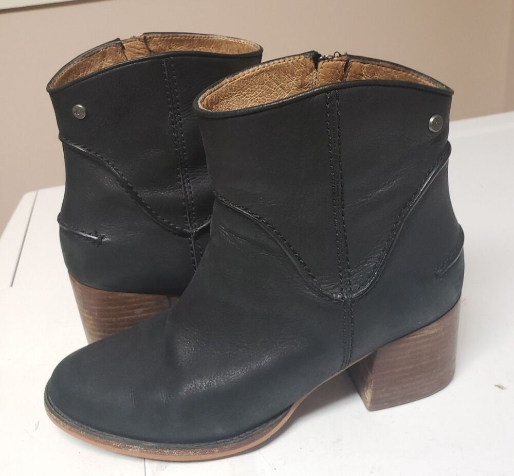 UGG Women’s Black Leather Chunky Heel Round Toe Ankle Boots Size 9 PO Good